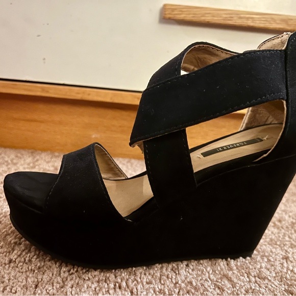 Forever 21 Black Strappy Wedges - Picture 2 of 3